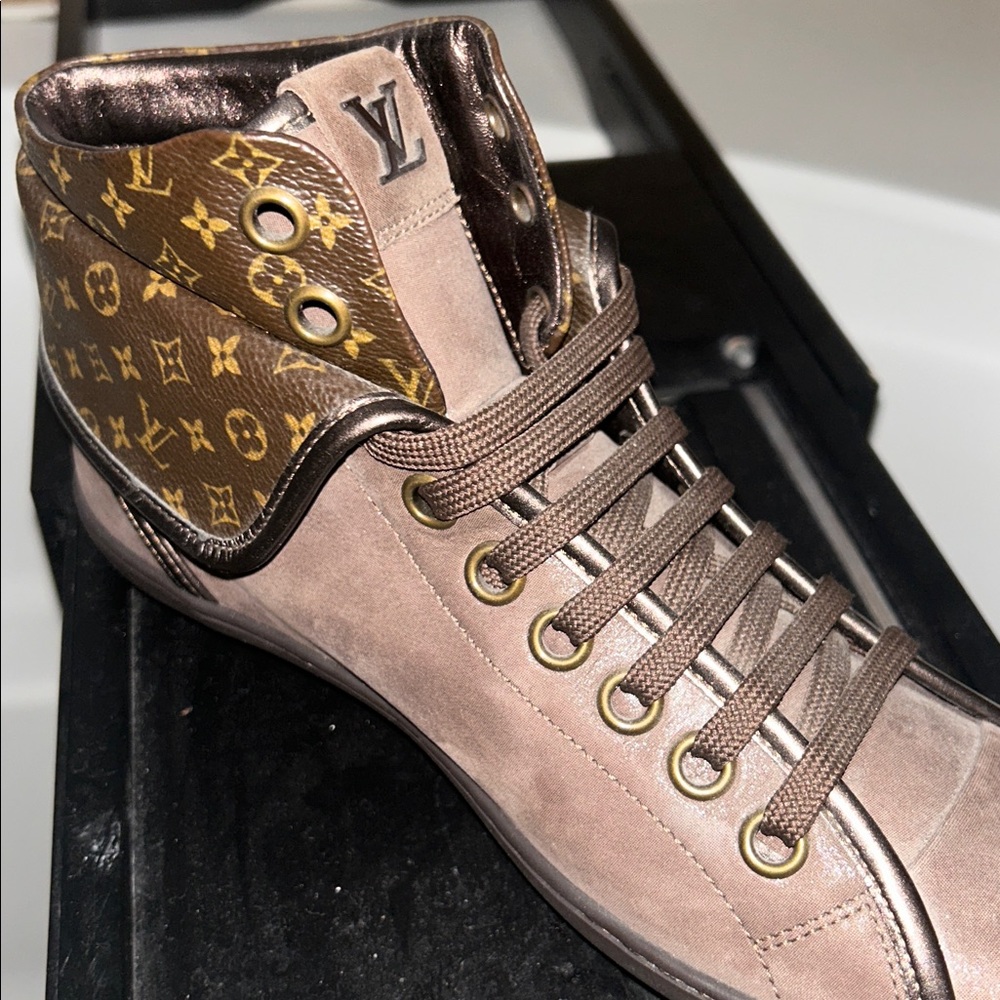 Louis Vuitton Monogram Brown Sneakers